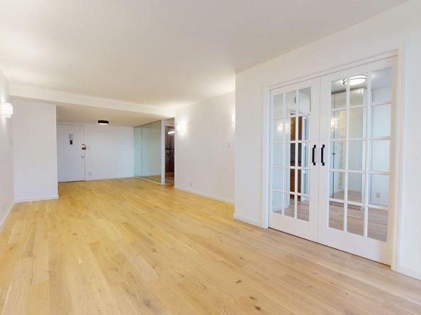 118-17 Union Turnpike 18H, Forest Hills NY 11375