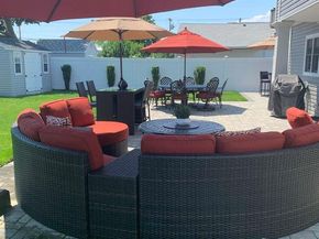 5 Vernon Street, Plainview NY 11803