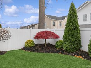 5 Vernon Street, Plainview NY 11803