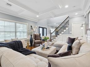 5 Vernon Street, Plainview NY 11803