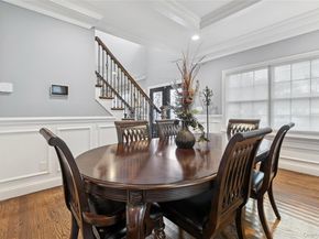 5 Vernon Street, Plainview NY 11803