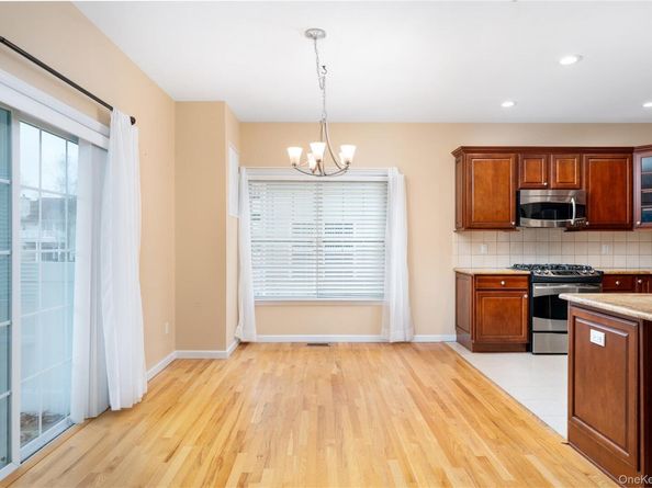 230 Ira Road 230, Mount Sinai NY 11766