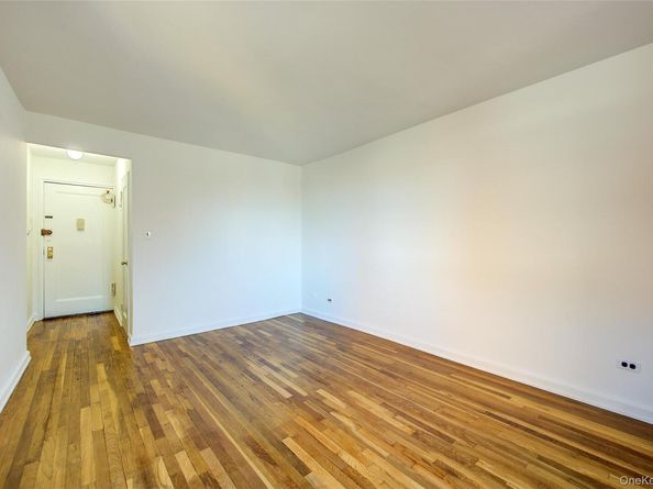 37-27 86th Street 6N, Jackson Heights NY 11372