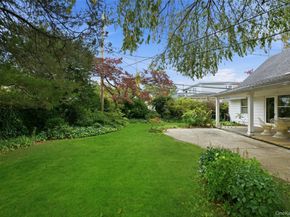 150 Kingfisher Road, Levittown NY 11756