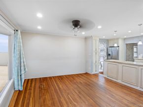 85 Todd Road, Valley Stream NY 11580