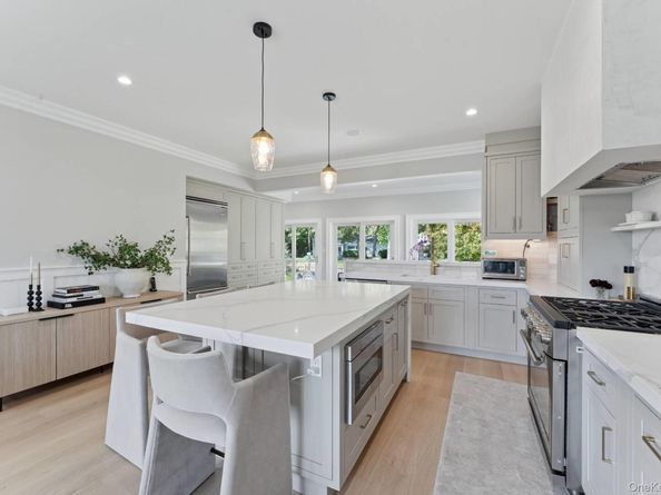 12 Marlin Road, East Quogue NY 11942