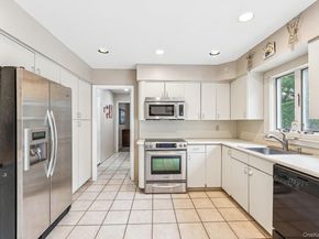 9 Princeton Drive, Plainview NY 11803