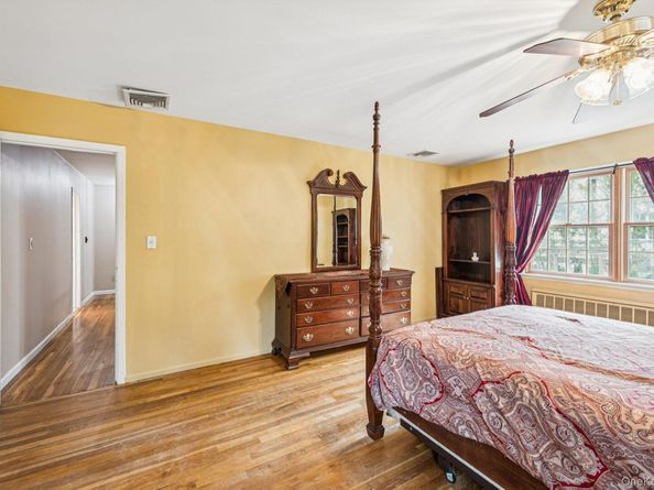 9 Princeton Drive, Plainview NY 11803