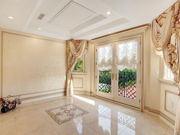 181-30 Tudor Road, Jamaica Estates NY 11432