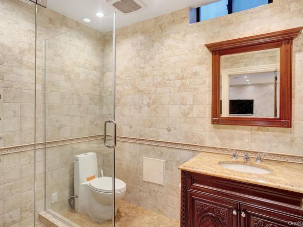 181-30 Tudor Road, Jamaica Estates NY 11432