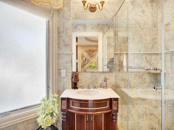 181-30 Tudor Road, Jamaica Estates NY 11432