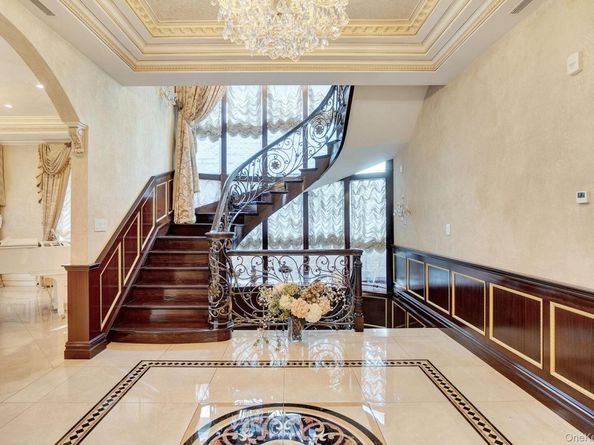 181-30 Tudor Road, Jamaica Estates NY 11432