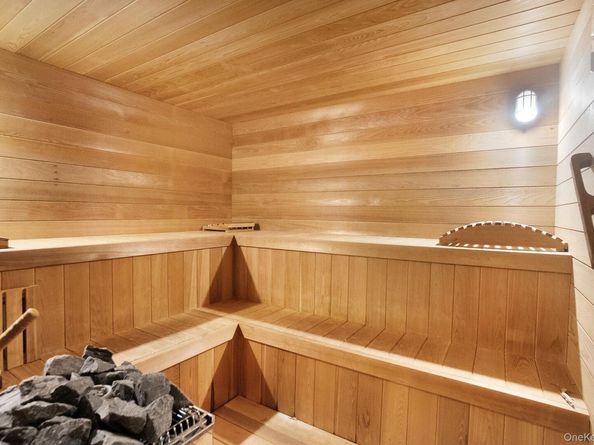 181-30 Tudor Road, Jamaica Estates NY 11432