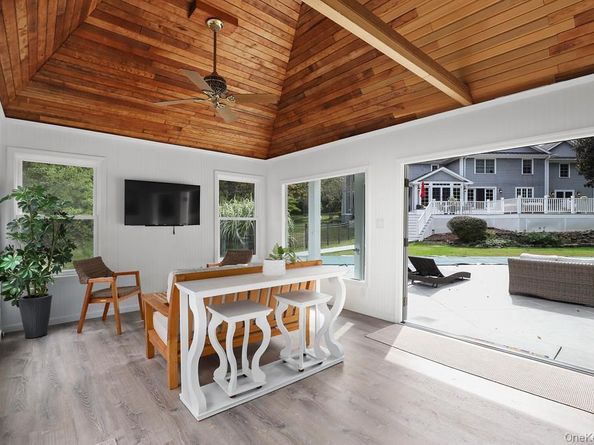 74 Ridgefield Avenue, South Salem NY 10590