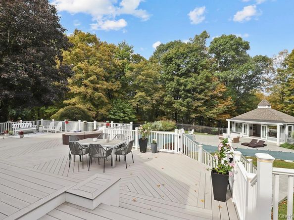 74 Ridgefield Avenue, South Salem NY 10590