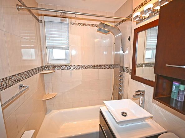251-26 58th Avenue Upper, Little Neck NY 11362