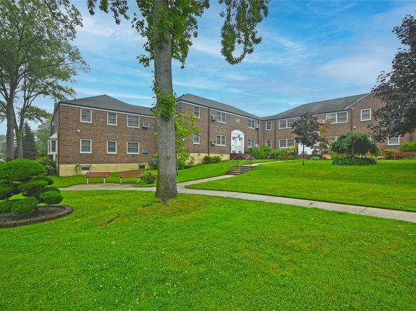251-26 58th Avenue Upper, Little Neck NY 11362
