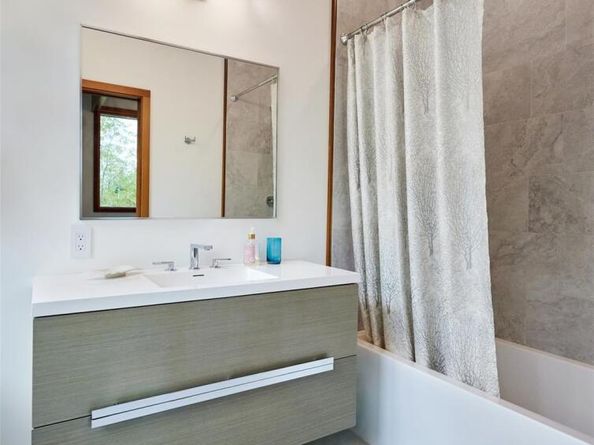 34 Old Neck Road S, Center Moriches NY 11934