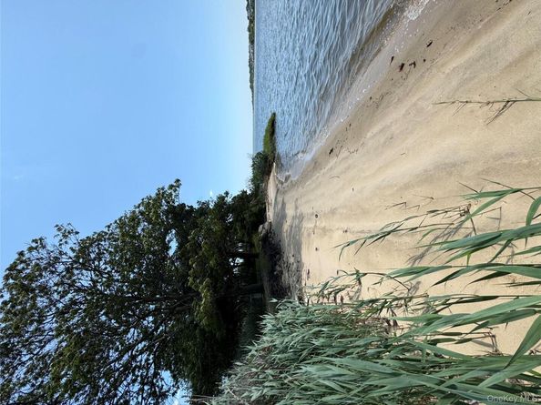 34 Old Neck Road S, Center Moriches NY 11934