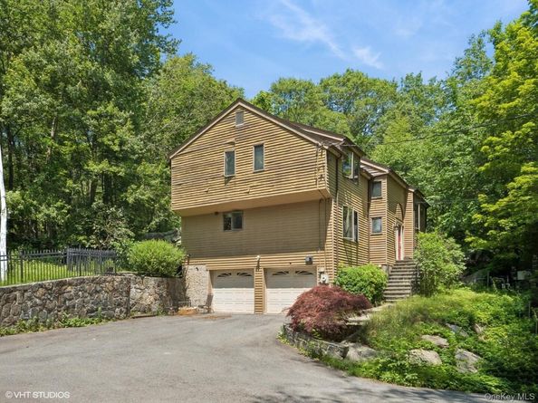 212 Elmwood Road, South Salem NY 10590