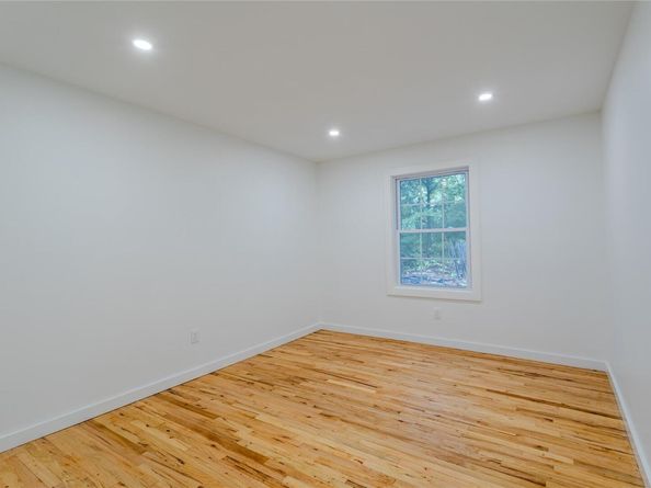 23 Waterford Drive, Wheatley Heights NY 11798