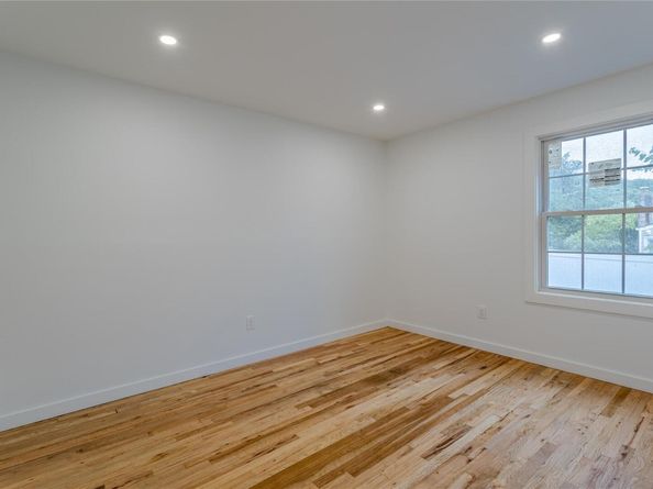23 Waterford Drive, Wheatley Heights NY 11798