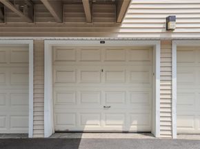 96 Molly Pitcher Lane H, Yorktown Heights NY 10598