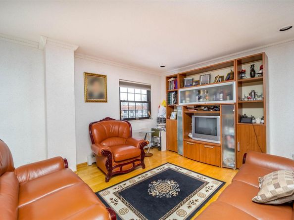 509 Julius Road, College Point NY 11356