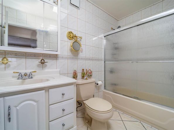 509 Julius Road, College Point NY 11356