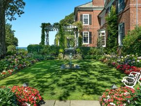 842 Sleepy Hollow Road, Briarcliff Manor NY 10510