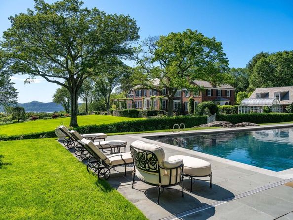 842 Sleepy Hollow Road, Briarcliff Manor NY 10510