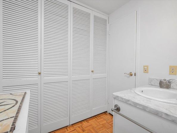 1270 North Avenue 5A, New Rochelle NY 10804