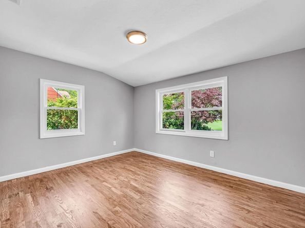 1090 Brookdale Avenue, Bay Shore NY 11706