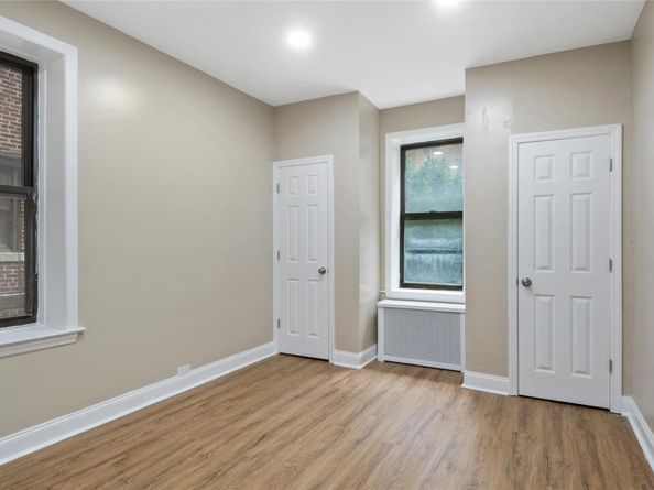 2922 Barnes Avenue 1H, Bronx NY 10467