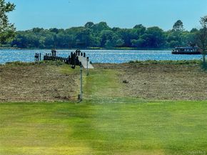 22 Old Neck Road S, Center Moriches NY 11934