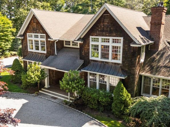 53 Cedar Lane W, Remsenburg NY 11960