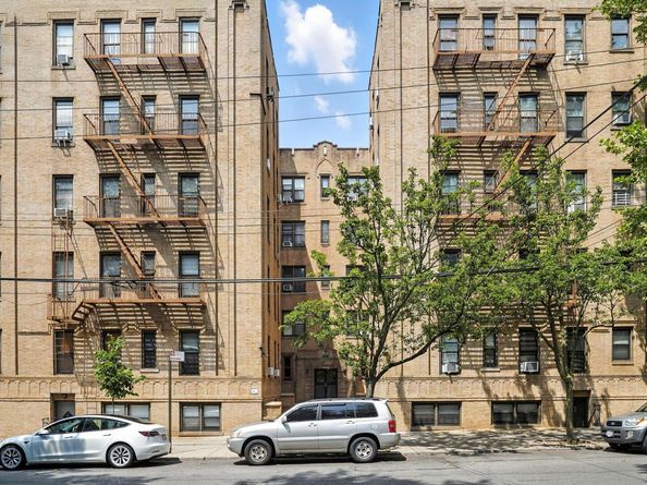829 Adee Avenue 5N, Bronx NY 10467