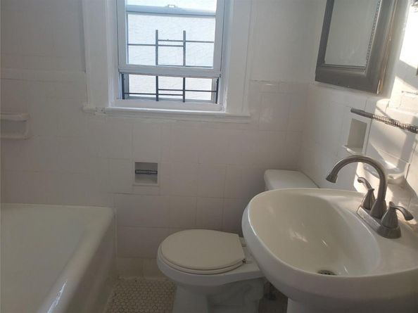 114 Lincoln Avenue, New Rochelle NY 10801