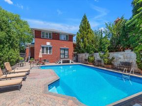 4 Point Crescent, Malba NY 11357