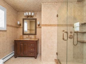 4 Point Crescent, Malba NY 11357