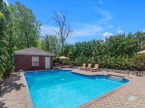 4 Point Crescent, Malba NY 11357