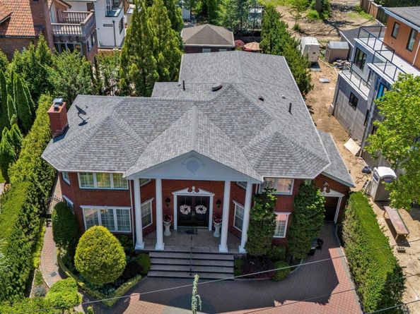 4 Point Crescent, Malba NY 11357