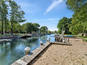 284 Royal Avenue, Flanders NY 11901