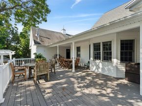 284 Royal Avenue, Flanders NY 11901