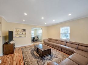 21-89 47th Street, Long Island City NY 11105