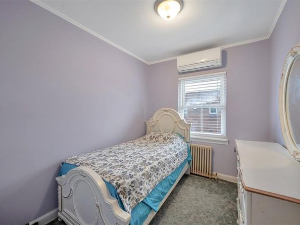 21-89 47th Street, Long Island City NY 11105