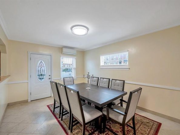 21-89 47th Street, Long Island City NY 11105