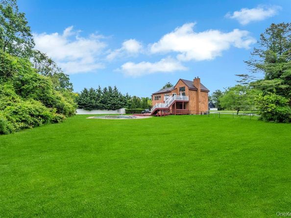 4 Bridle Court, Northport NY 11768