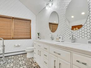 1138 Carlls Straight Path, Dix Hills NY 11746