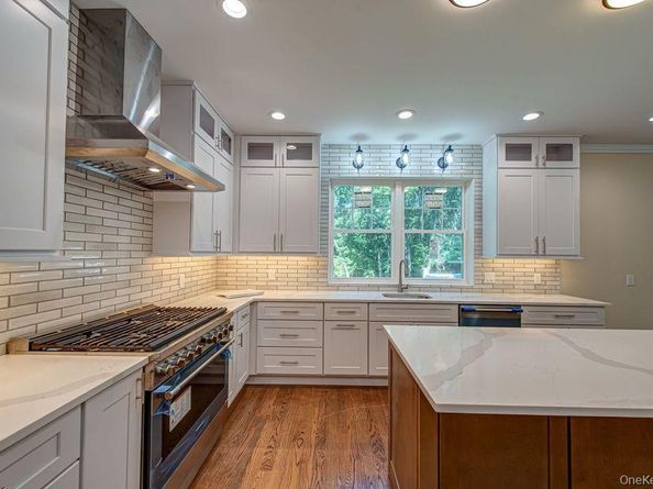 597 Pulaski, Kings Park NY 11754